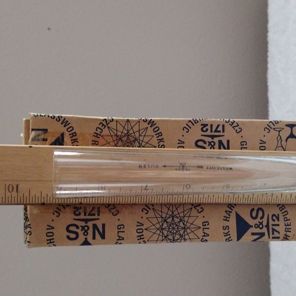 Glassworks Harrachov bud vase - Picture 6 of 8